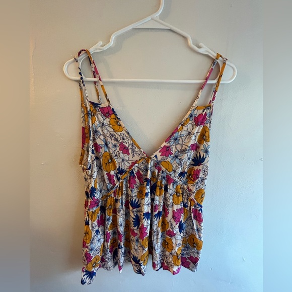 Elodie- Floral babydoll tank top - Picture 2 of 3